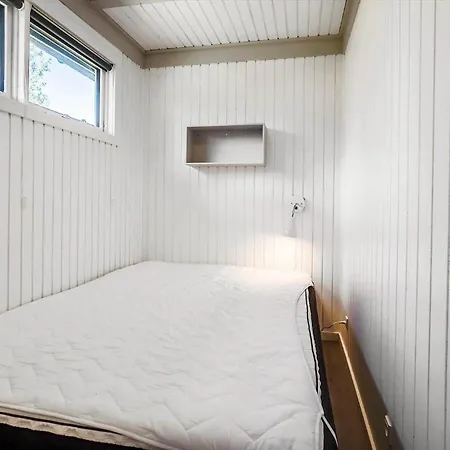 M425-vaeggerlose-bukkarvej-3 * Bøtø By